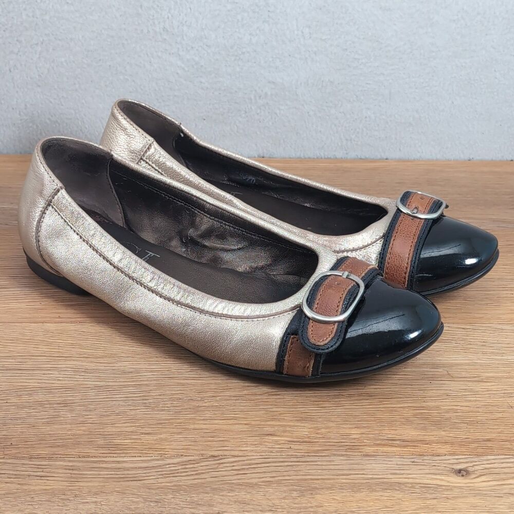 AGL Women's 7.5 EU 38 Patent Cap Toe Ballet Flats Brown Leather Italy Buckle
